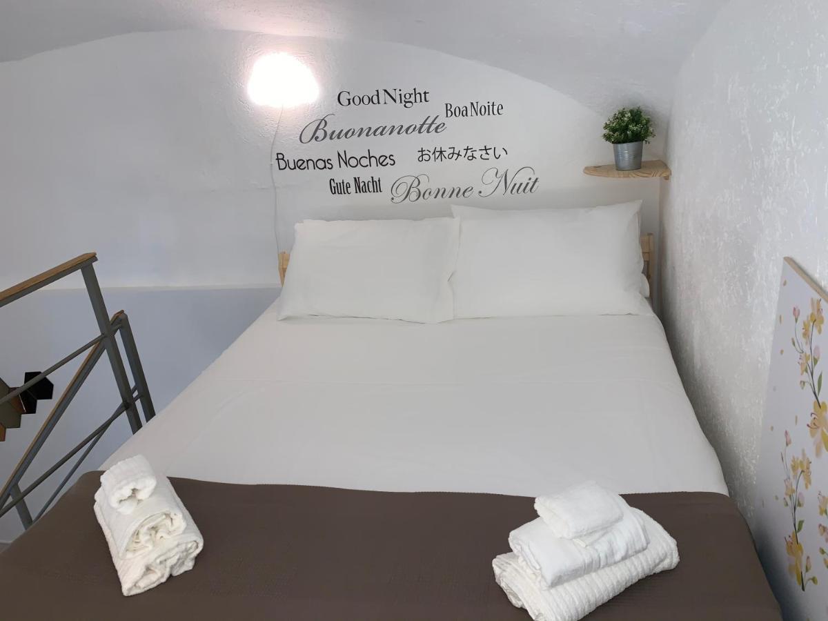 شقة Little Dream Residenza - Napoli المظهر الخارجي الصورة