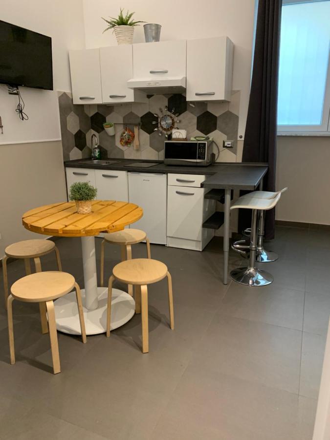 شقة Little Dream Residenza - Napoli المظهر الخارجي الصورة